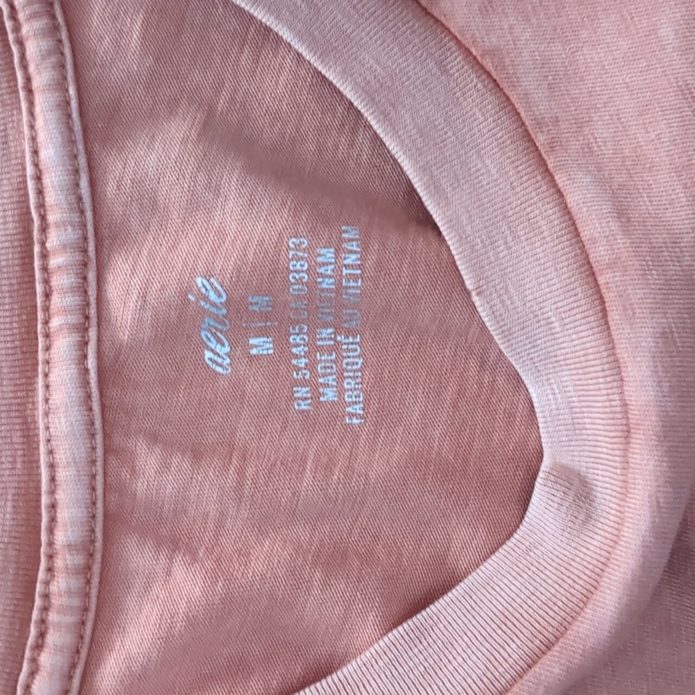 Aerie basic tee - Picture 2 of 3